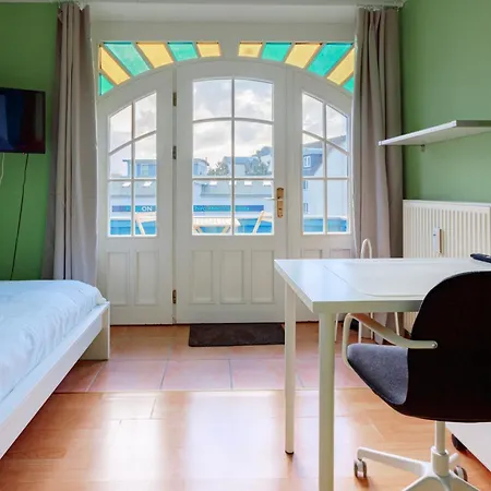 Gemuetliche Mit Balkon Wohnung6 * Rostock